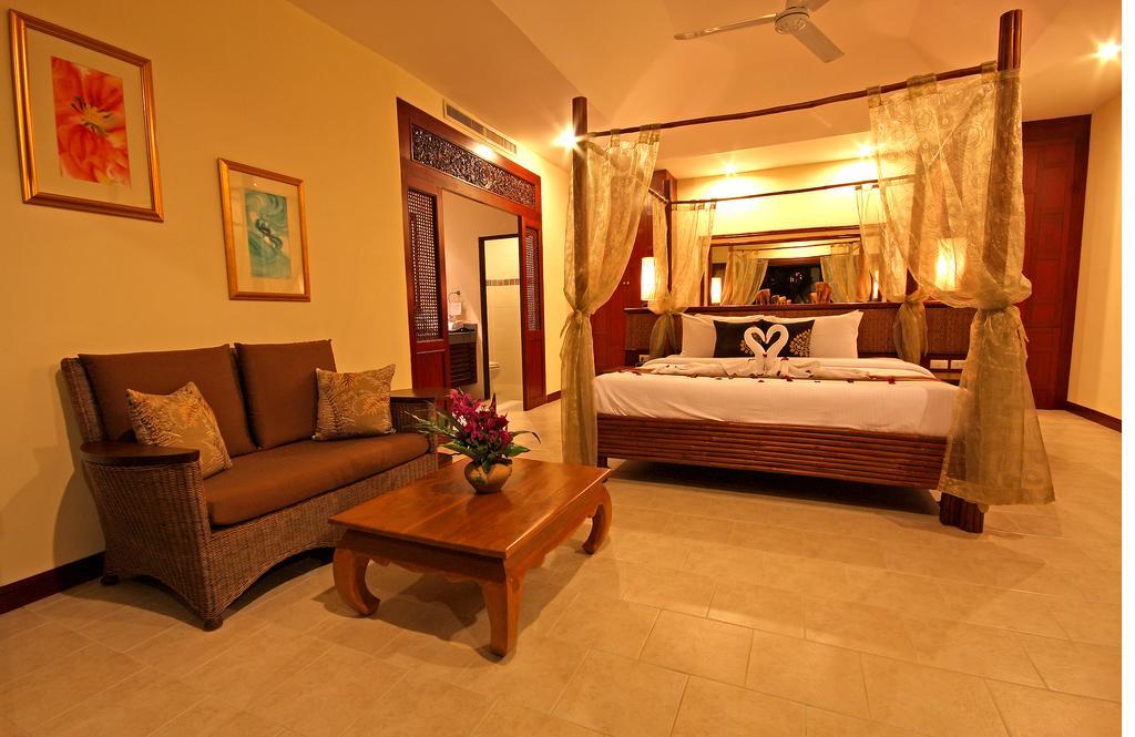 Napalai Pool Villa Resort Pattaya Buitenkant foto