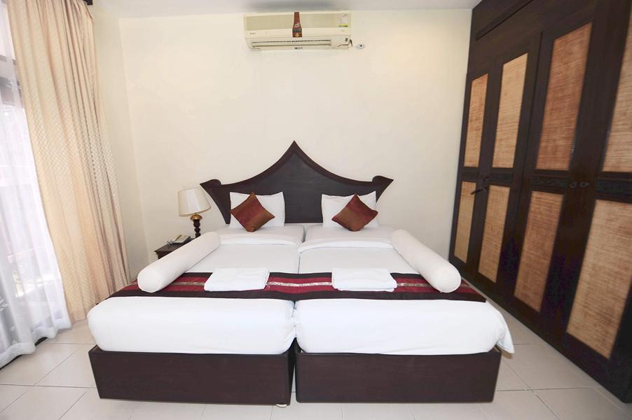 Napalai Pool Villa Resort Pattaya Buitenkant foto