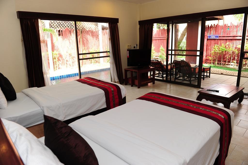Napalai Pool Villa Resort Pattaya Buitenkant foto
